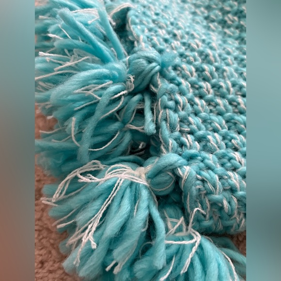 NWT Toby & Me Girl's Knit Ear Warming Headband, Infinity Scarf, & Gloves Set OS - Picture 5 of 7